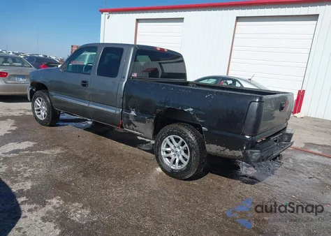 2001 GMC Sierra 1500 Sle z USA, uszkodzony, nr VIN 2GTEK19T611142443